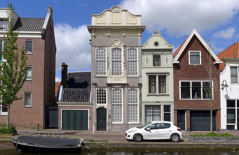 Admiraalshuis en Varro Restauratie.